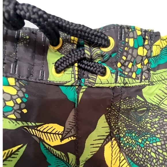 Old Navy Swim Trunks Boys size 3T - Picture 3 of 4